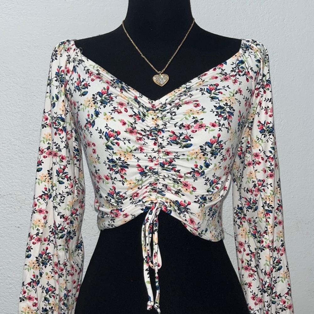 Floral Off Shoulder top 💖